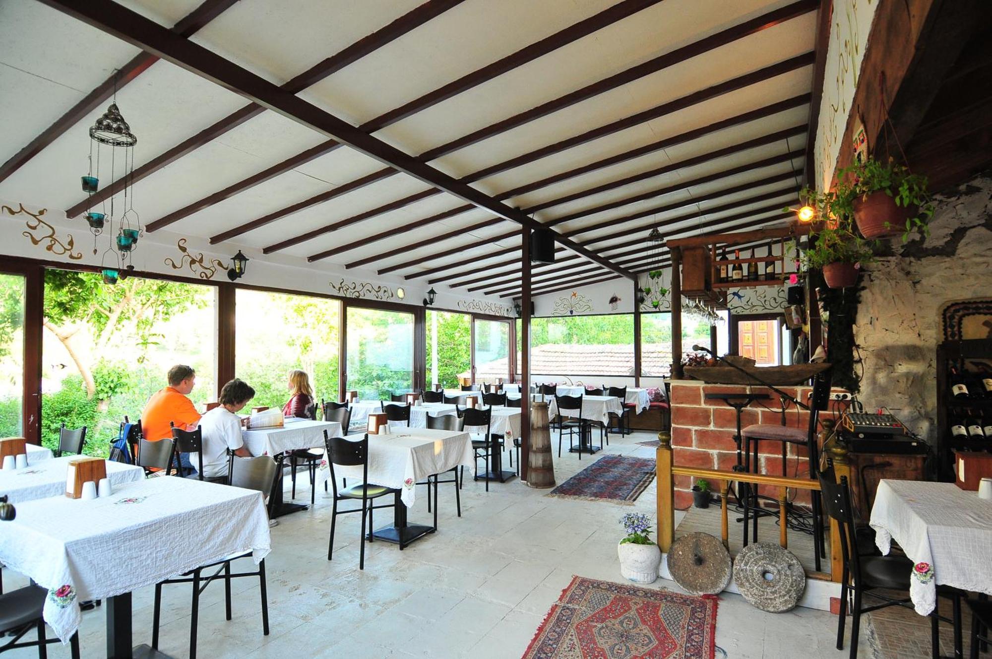 Kirkinca Hotel Selçuk Extérieur photo